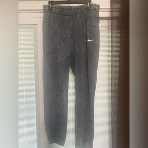 Nike joggers